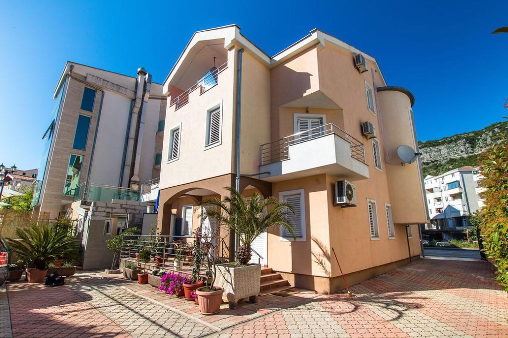 Adzic Apartments Budva Bagian luar foto